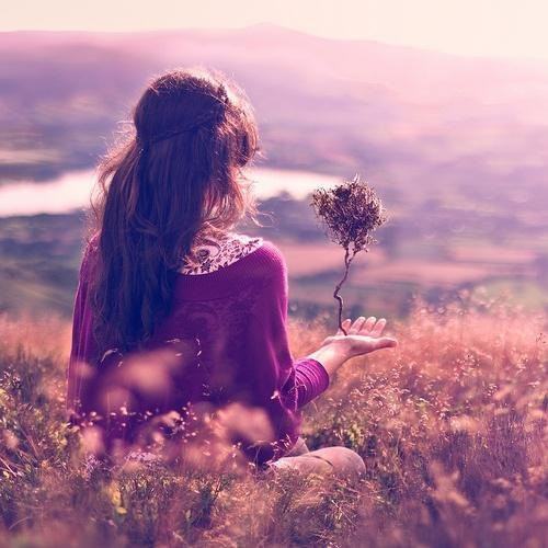 色彩心理学与压抑感的关联分析