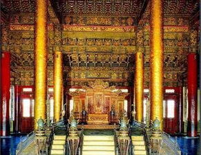 2.3  窗户设计与内部装饰