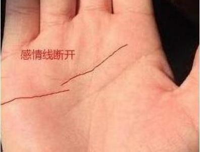细节留意：纵向间距与横向交叉
