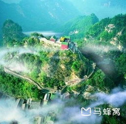 水域型空间范围——龙潭菩萨池毗邻龙潭菩萨殿堂（龙潭菩萨）