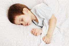 陆姓属狗男孩起名，哲源和泽源哪个更佳？