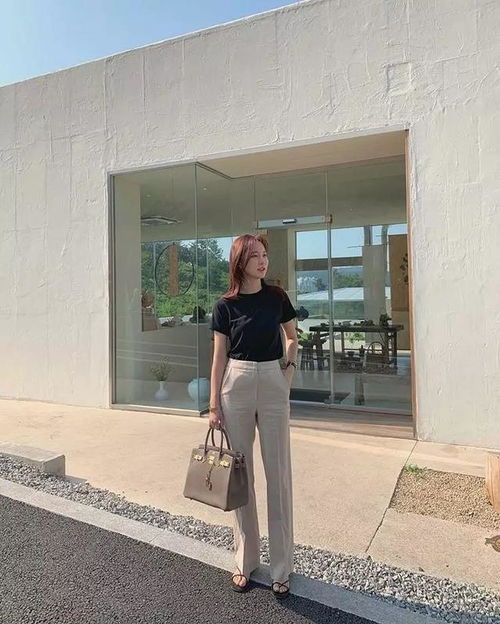 五行穿衣早报，五行穿衣播报今日如何搭配衣服？