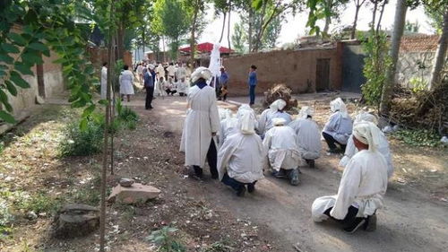 梦见同时结婚和出殡分别预示着什么含义？