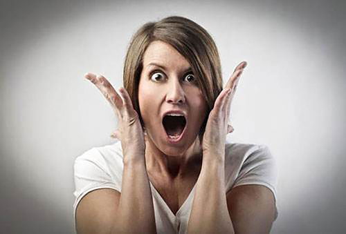 四、 健康风险及医疗干预：关注生理因素带来的困扰