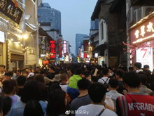 人山人海的绝望与辉煌