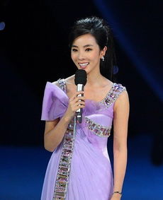 二、  桃花劫引发的流年不利：情感纠葛对事业磁场的冲击