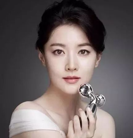美人尖概念的历史持续发展演变与现代化审美定位