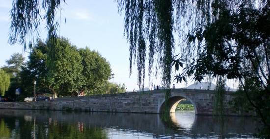第三天：杭州——西湖十景+灵隐寺+西溪湿地+夜宵烧烤摊