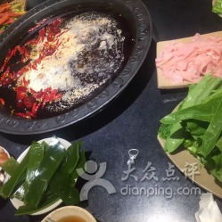 2.4 红色祭祀用品（红蜡烛、 红布）