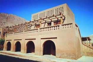 居住建筑空间的环境适应性与风水意蕴