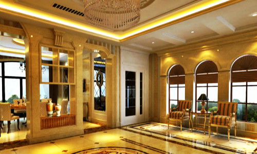 1．金属装饰品的适度使用