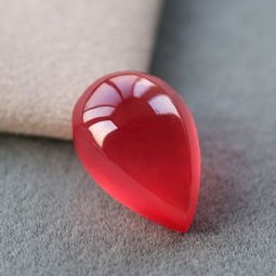 2．红纹石：炎热烈炎热爱情及情绪调节器
