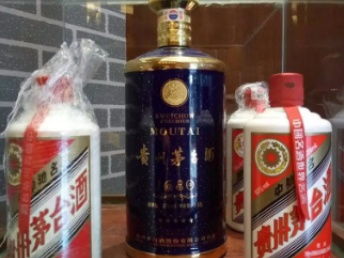 将杯酒解怨打一生肖，为哪个生肖嫩解千愁？