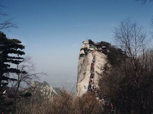 太白山：高山雪景与徒步冒险