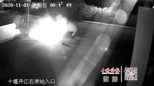 较深夜老屋的笑声与凄厉尖叫：一种超天然现象的学术解析