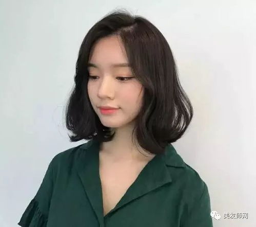 2026年1月女生剪年轻女长发适合的吉日有哪些？