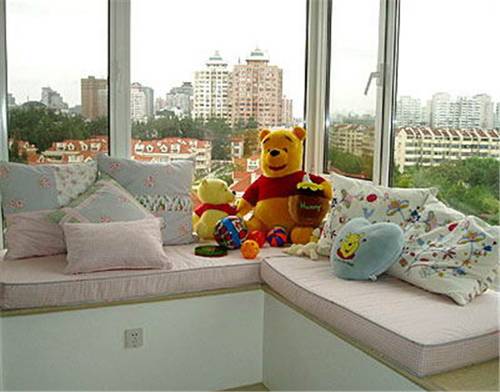 买新床时有哪些风水注意事项需要特别注意？