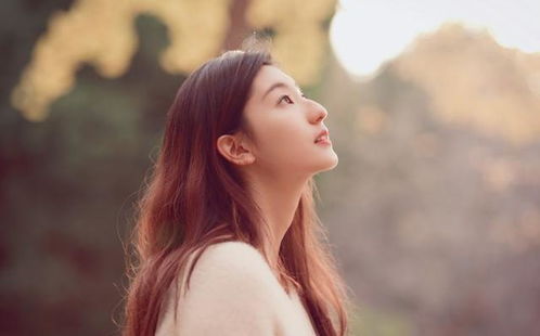 女命八字中正印代表什么，与正官相配合对女性命运有何影响？