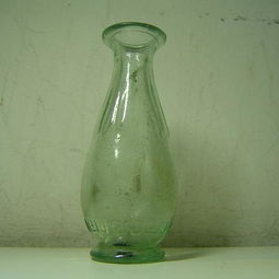 民国时期玻璃瓶的收藏价值探析