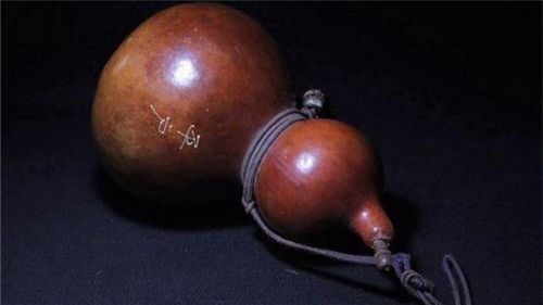 3. 聚财纳福与守卫财库的经济价值体现