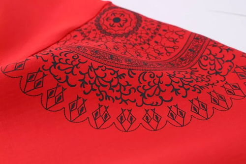 一、 历史渊源：农耕社会的季节性驱动