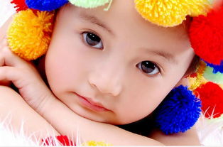 宝宝八字眼命运如何，八字眼图片解读分析？