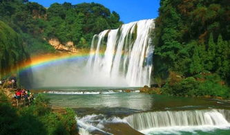 黄果树瀑布：别只kan101米宽阔的