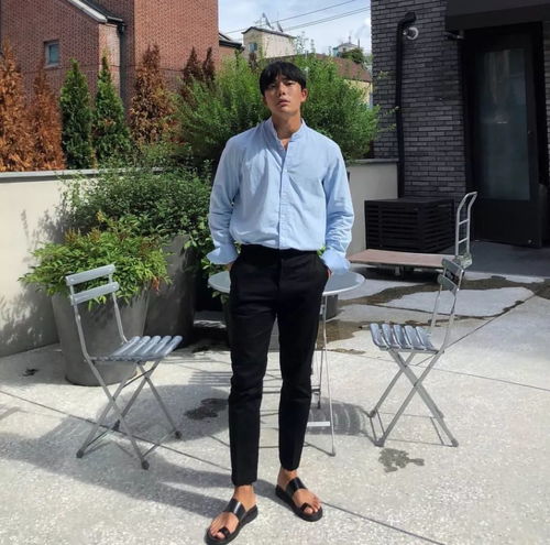 女生与男生第一次见面，如何穿搭才能给对方留下好印象？