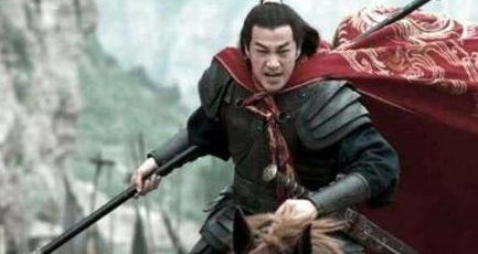 1. 曹操围困与内部背叛的时间段线沉重构
