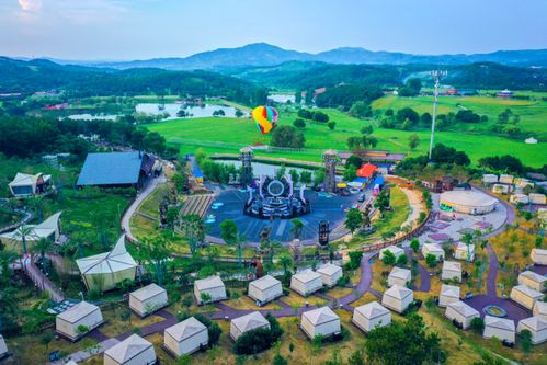 景点：拍照打卡圣地