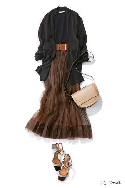 30日穿什么颜色的衣服最合适？