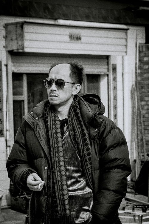 三、 实力派演员与音乐巨匠：陈建斌、陈坤与韩磊的艺术成就