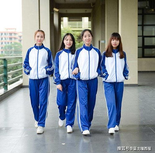 当校服成为时尚战场：郑州旅游职业学院定制之旅的争议与革新