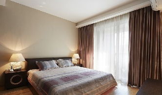 卧室南面设床如何化解不利因素？红色花瓶放置卧室南面是否适宜？