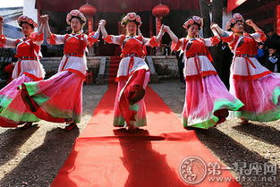 纳西族婚俗具体包括哪些传统内容和仪式？