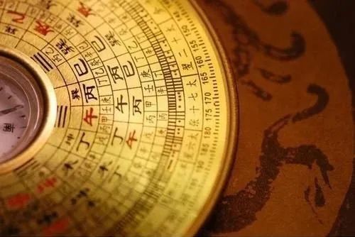 三、八卦风水学与月同遇煞关系探讨（原创）