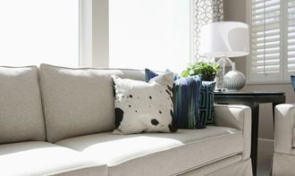 沙发到底靠什么比较好？