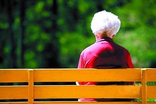 老人丧偶后其妻子通常能活几年，这属于哪种命理现象？