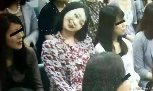 公主的镜中世界：一场潜藏的恐怖与现实的迷离