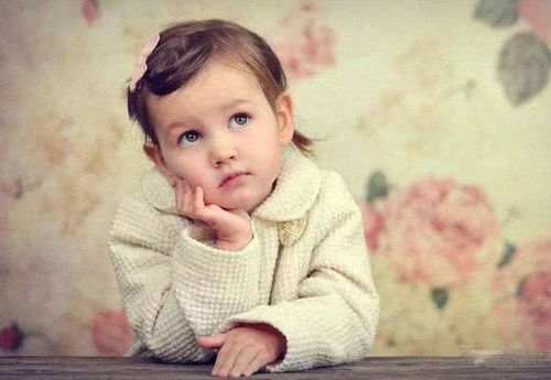 秦若绽 ：初绽的蓓蕾