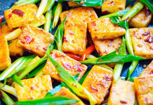 一、 较深夜食堂的幽暗与食欲：生肖星座风水解读