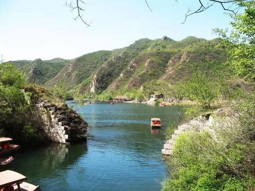 水长城的独特景观：神话与现实
