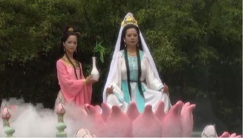 为什么我既梦到妖魔鬼怪，又梦到了观音菩萨的慈悲之梦呢？