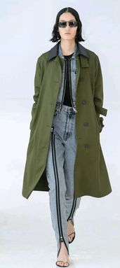 请问如何根据五行穿衣原则，制定下周每日的五行穿衣推荐？