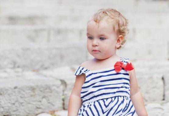 小孩八字五行全金，这是否意味着某种特殊命运或性格倾向？