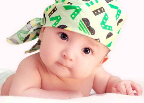 狗年宝宝起名灿灿，灿字取名男孩女孩，有没有更好的建议呢？