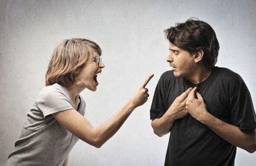 1. 生肖蛇：敏感多疑引发的情感信任危机