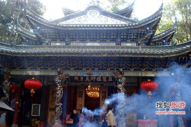 二、 行为禁忌：肃穆与尊重