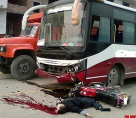 梦见车被别人撞坏了是什么征兆？