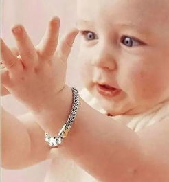 八字水旺女性适合佩戴什么饰品？哪些东西不宜佩戴？